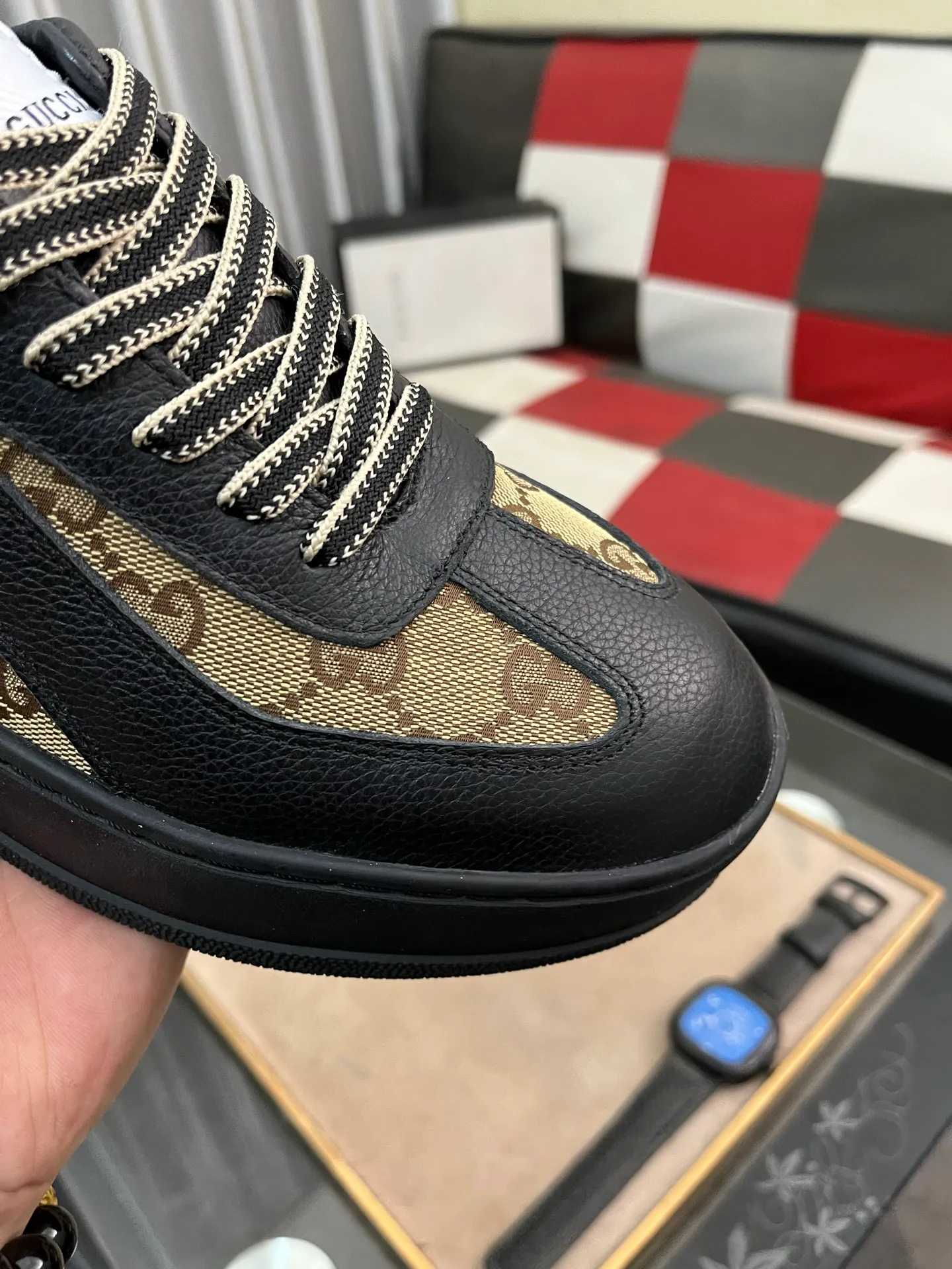 Men's shoes💰420⌚️⌚️[GUCCI] Gucci men's casual shoes are absolutely popular🔥The ultimate matching item for trendy men! The charm of super texture is irresistible, the main recommendation, the flower leather color is bright! The upper is made of high-quality cowhide with branded fabrics, pigskin lining for the feet, and wear-resistant rubber sole, which is noble and elegant! Extremely comfortable🎁🎁You can be as handsome as you want💪 38-443️⃣colors available